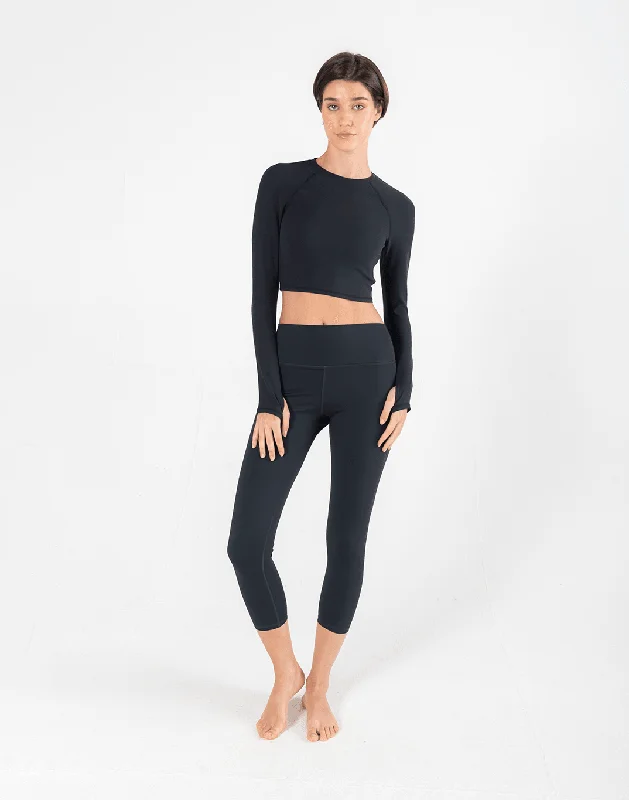 Aurora Long Sleeve Crop Tee in Black