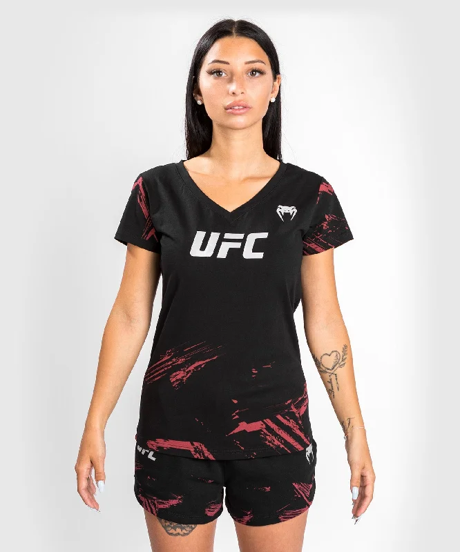 UFC Venum Authentic Fight Week 2.0 Women’s Short Sleeve T-Shirt - Black/Red