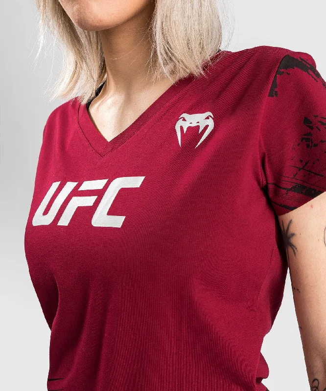 UFC Venum Authentic Fight Week 2.0 Women’s Short Sleeve T-Shirt - Red