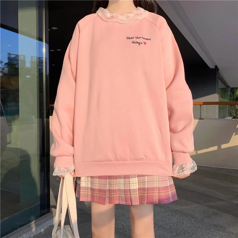 Women's Kawaii Lace Hem Sweatshirt