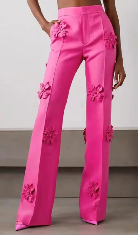 STEREO FLOWER MID-RISE JEANS IN PINK