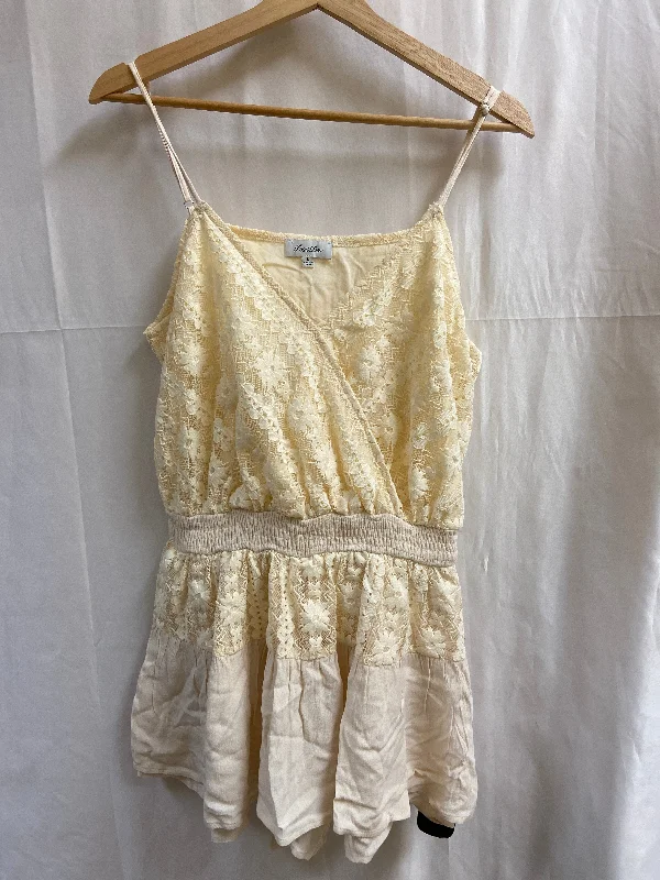 Romper By Clothes Mentor  Size: L