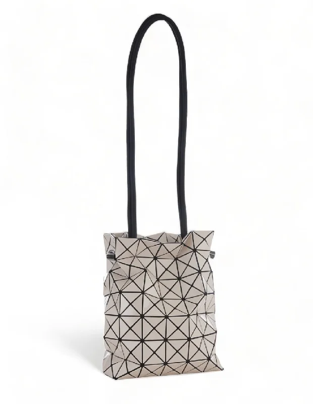 bao-bao-issey-miyake-wring-shoulder-bag-medium-600039214bge