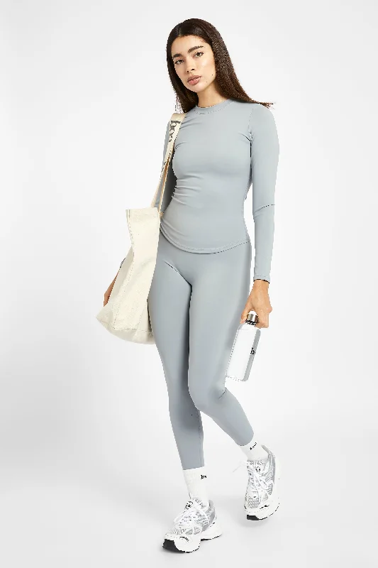 base-sculpting-long-sleeve-top-misty-blue