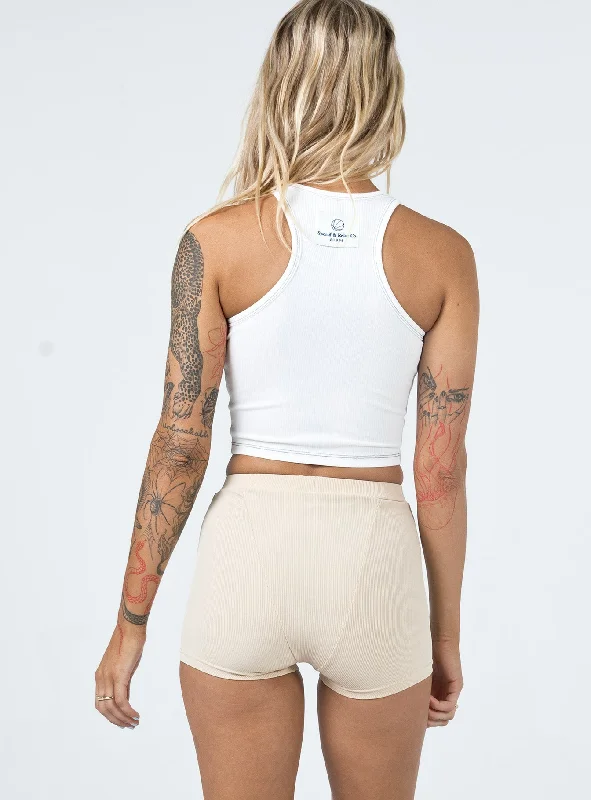 camello-bike-shorts-beige