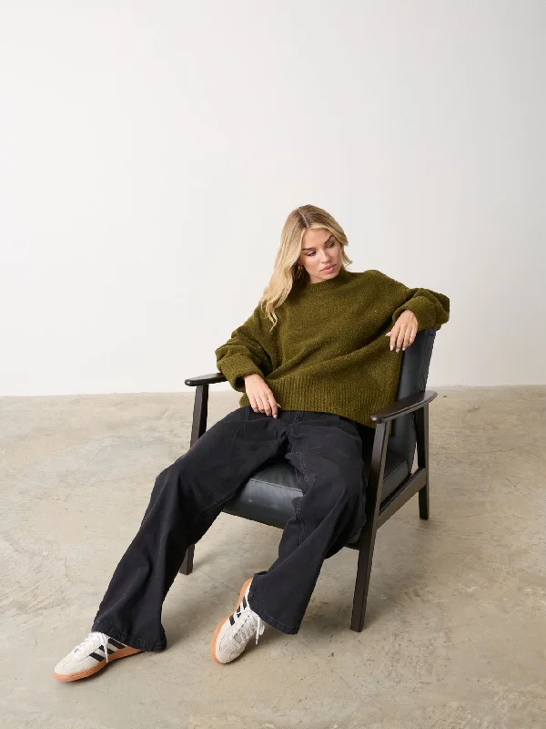 camille-oversized-borg-jumper-dark-olive