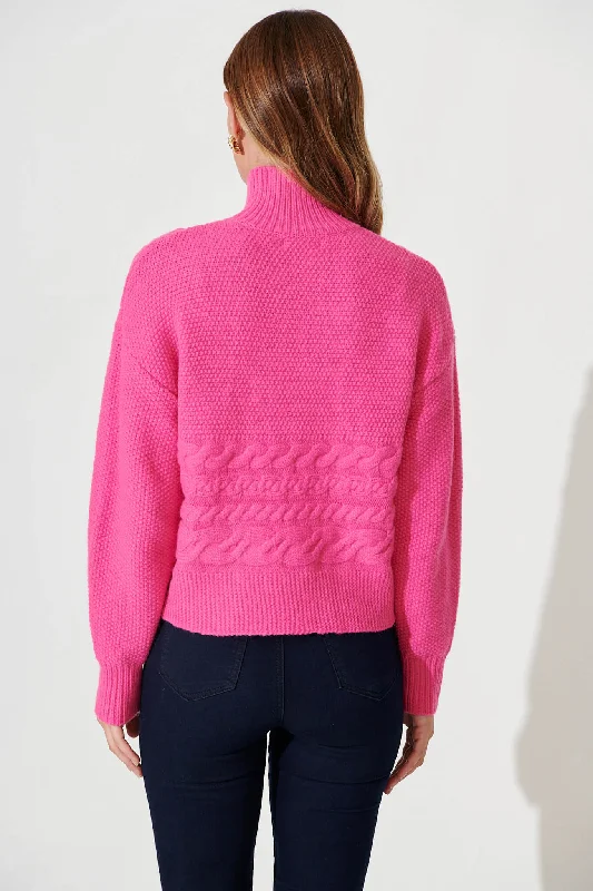 carino-knit-in-hot-pink-wool-blend