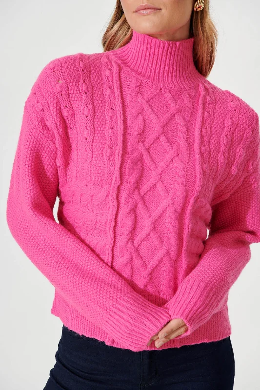 carino-knit-in-hot-pink-wool-blend