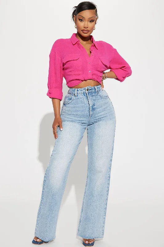 deja-twist-front-cropped-gauze-shirt-hot-pink