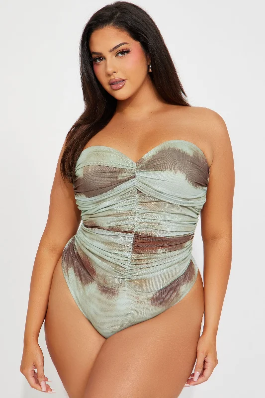 drinks-on-the-beach-ruched-bodysuit-sage-combo