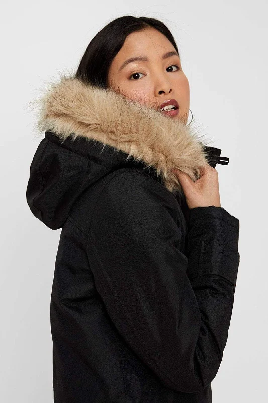 excursion-parka-in-black