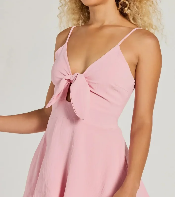 flirty-look-tie-front-ruffled-romper-064030371041