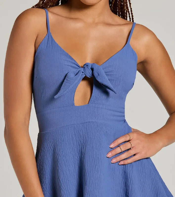 flirty-look-tie-front-ruffled-romper-064030371041