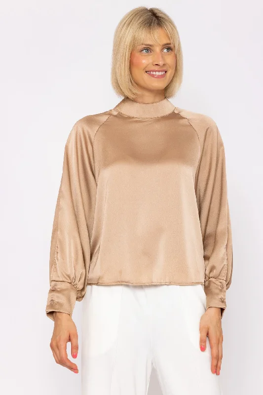 pandora-sateen-top-in-beige