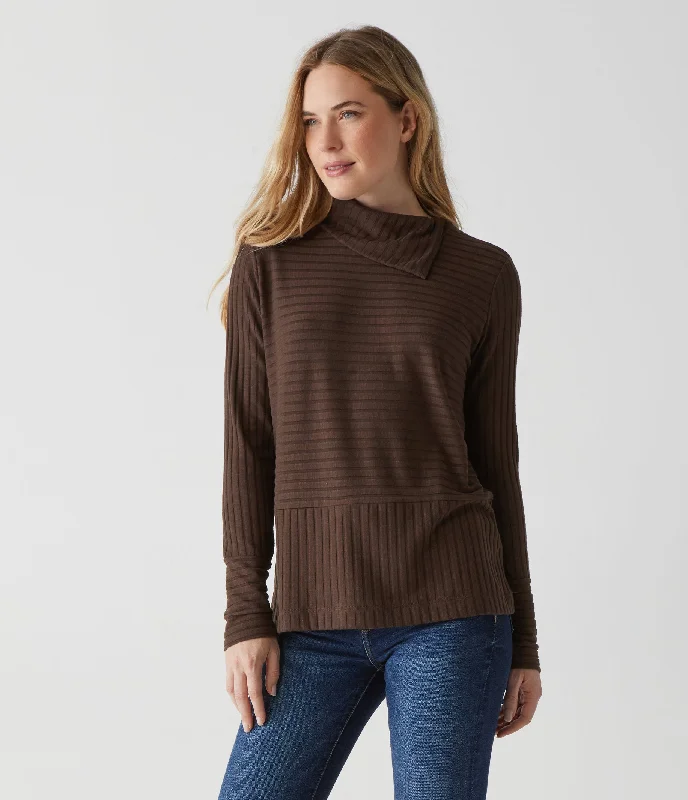 sigourney-turtleneck-81009