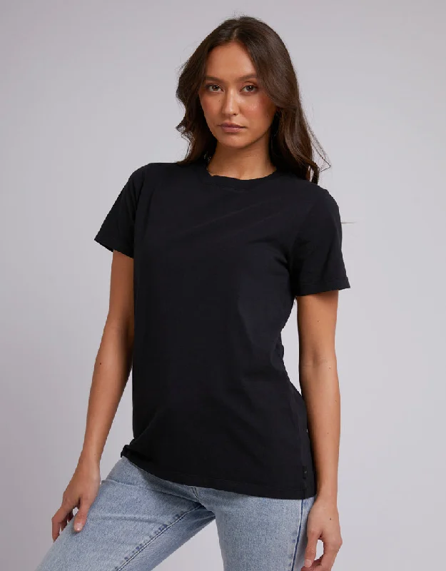 silent-theory-layering-tee-black