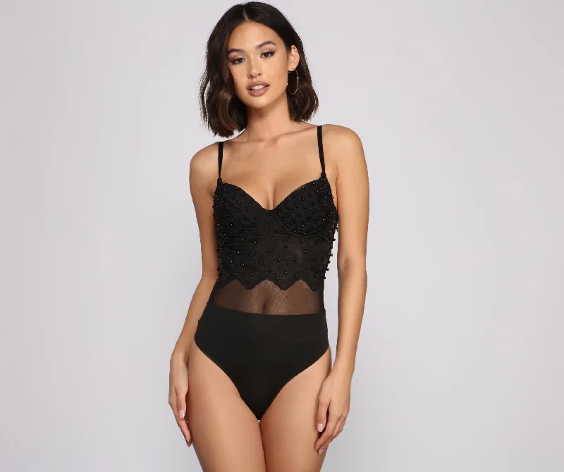 so-luxe-scalloped-lace-and-pearl-mesh-bodysuit-060031076001