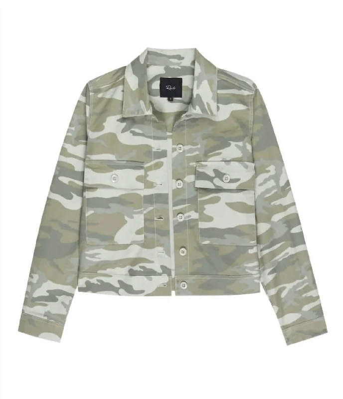 steffi-camo-jacket-in-light-sage-camo