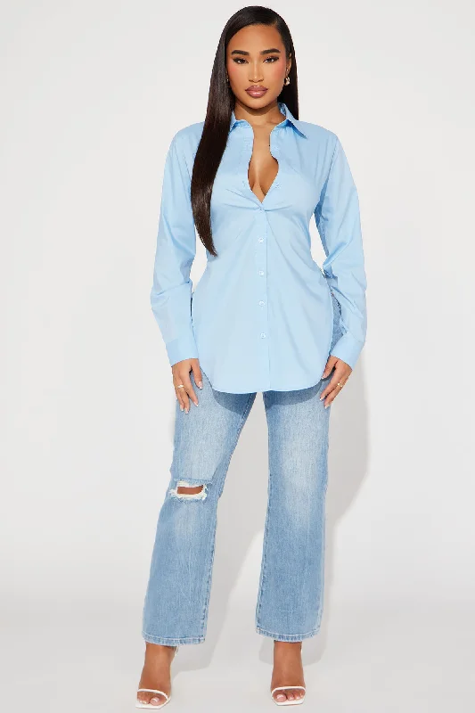 tres-chic-poplin-shirt-blue