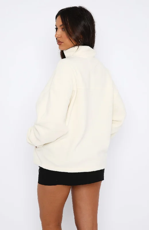 well-known-fleece-jacket-cream