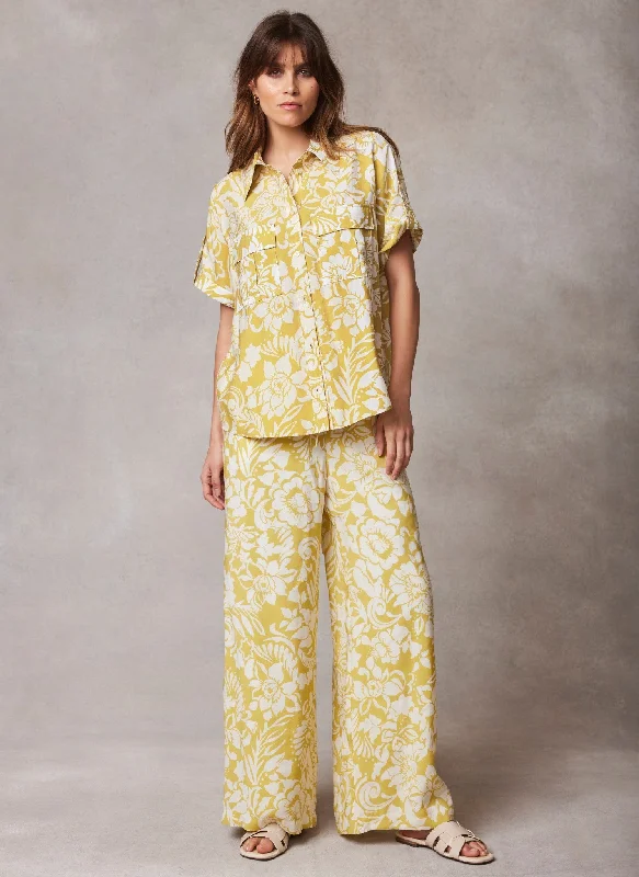 yellow-floral-print-wide-leg-trousers